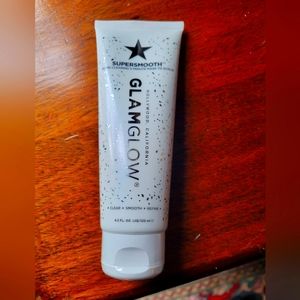 Glam Glow Super Smooth Mask